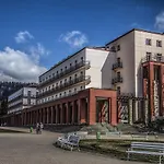 리조트 Nowy Dom Zdrojowy *