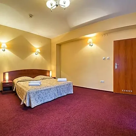 Nowy Dom Zdrojowy Resort *