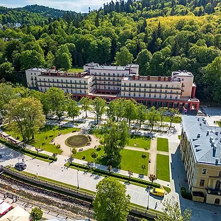 Nowy Dom Zdrojowy * Krynica Zdroj