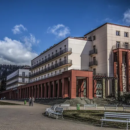 Resort Nowy Dom Zdrojowy *