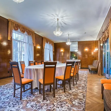 Resort Nowy Dom Zdrojowy *