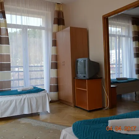 Ośrodek wypoczynkowy Nowy Dom Zdrojowy *